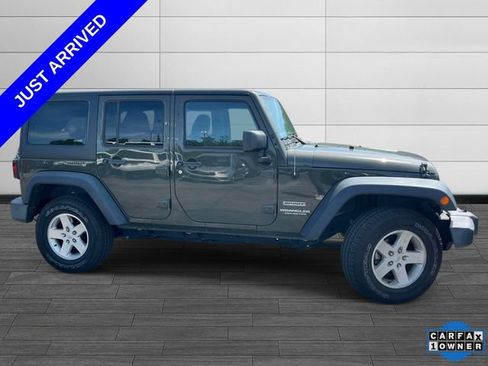 Used 2016 Jeep Wrangler Unlimited Sport w/ Quick Order Package 24S AWD/4WD image 2
