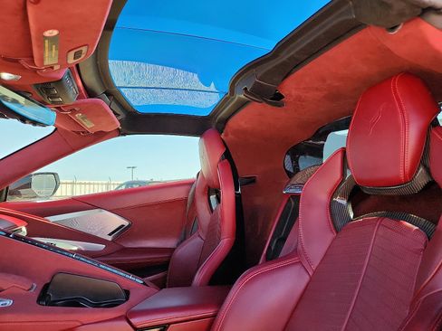 Used 2022 Chevrolet Corvette Stingray Premium Cpe w/ Z51 Performance Package image 12