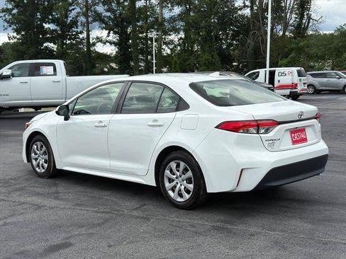 Used 2023 Toyota Corolla LE FWD image 28