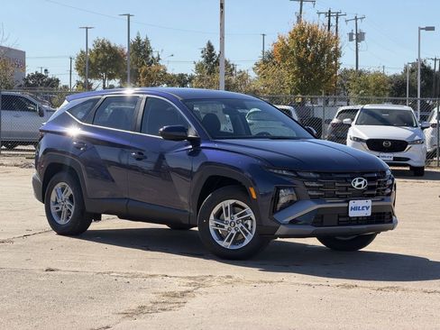 New 2026 Hyundai Tucson SE image 2