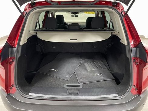 Used 2021 Nissan Rogue SV AWD/4WD image 25