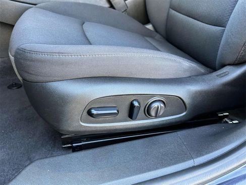 Used 2023 Chevrolet Malibu LT image 18