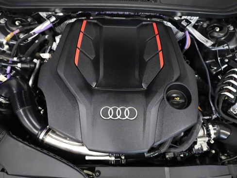 Used 2023 Audi S7 Prestige w/ Prestige Package image 40