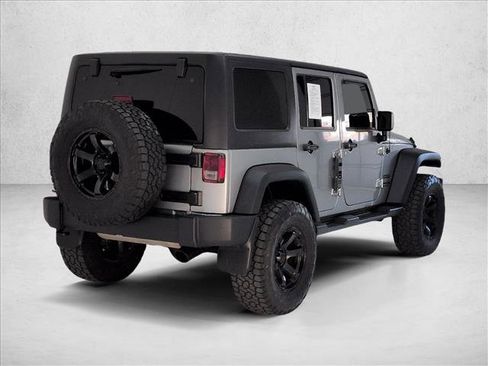 Used 2018 Jeep Wrangler Unlimited Sport S image 5