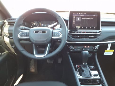 New 2025 Jeep Compass Latitude w/ Altitude Special Edition image 10