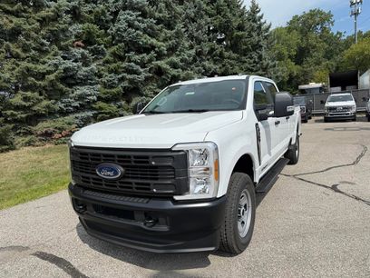 New 2025 Ford F350 XL w/ FX4 Off-Road Package