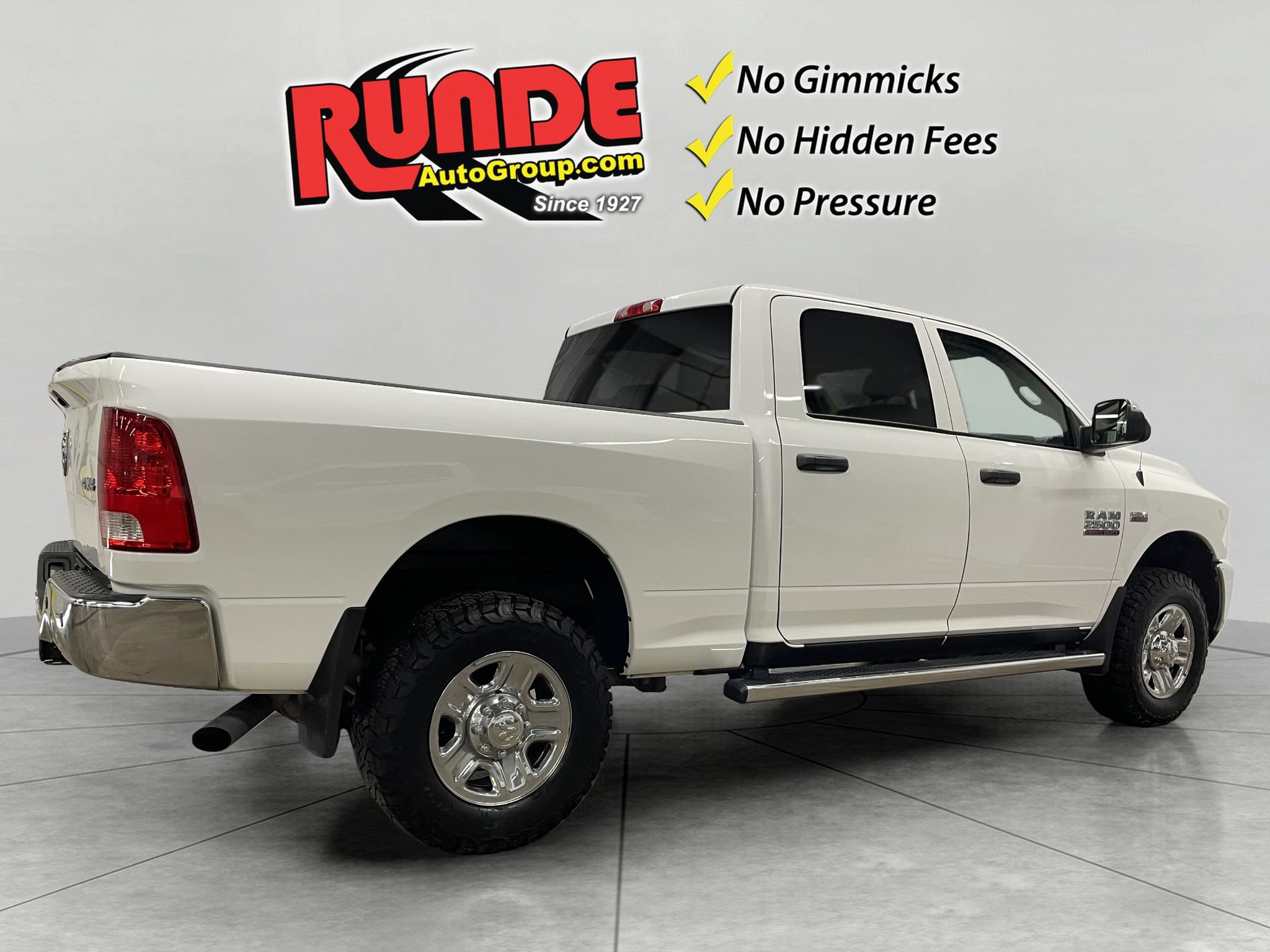 Used 2017 RAM 2500 Tradesman w/ Chrome Appearance Group AWD/4WD image 5