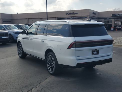 New 2026 Lincoln Navigator L Black Label image 3