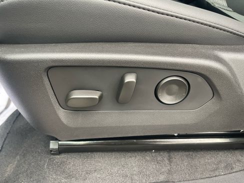 New 2026 Chevrolet Colorado Trail Boss AWD/4WD image 14