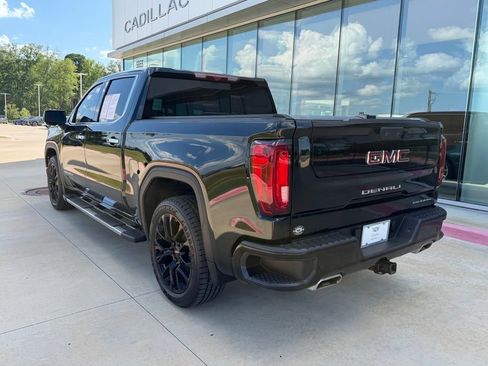 Used 2024 GMC Sierra 1500 Denali w/ Technology Package AWD/4WD image 5