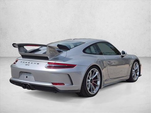 Used 2018 Porsche 911 GT3 RWD image 5