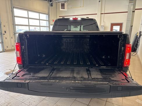 Used 2022 Ford F150 XLT w/ Equipment Group 302A High image 4