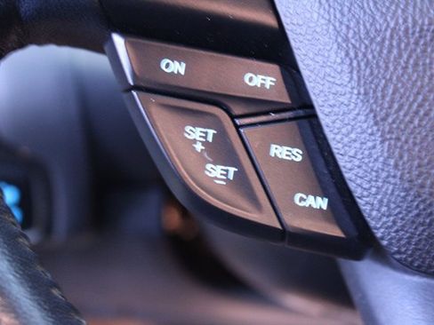 Used 2015 Ford Focus SE w/ SE Winter Package image 12