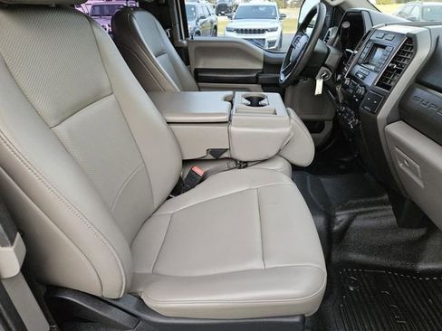 Used 2020 Ford F250 XL w/ Power Equipment Group image 30