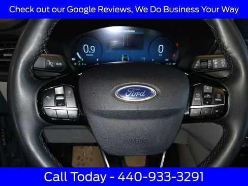 Certified 2023 Ford Escape Platinum w/ Premium Technology Package image 23