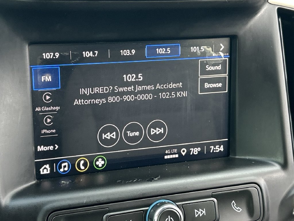 Used 2023 GMC Terrain SLE FWD image 13