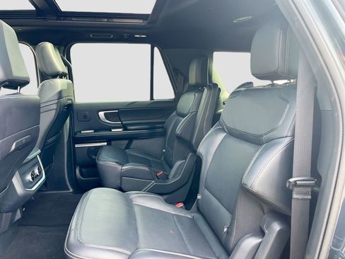 Used 2025 Ford Expedition Max Platinum w/ Stealth Performance Package AWD/4WD image 26