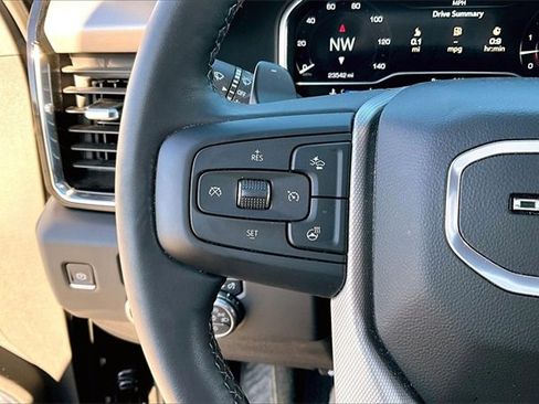 Used 2024 GMC Sierra 1500 Denali w/ Technology Package image 12