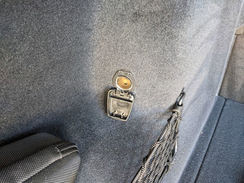 Certified 2025 Volvo XC60 B5 Ultra w/ Protection Package Premier image 28