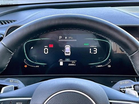 Used 2023 Kia Sportage EX image 13