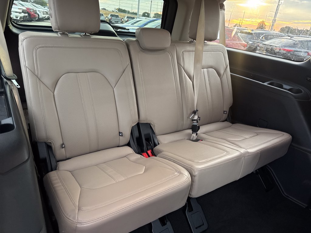 Used 2024 Ford Expedition Max Limited w/ Excursion Package AWD/4WD image 15