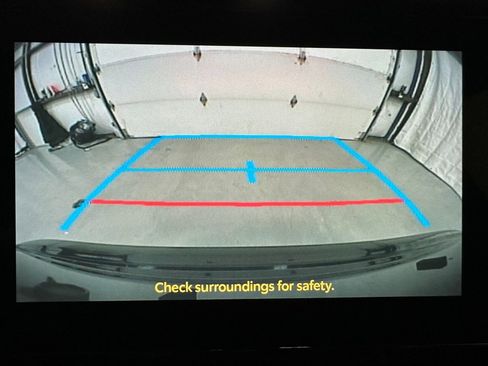 Used 2025 Toyota Corolla LE image 37