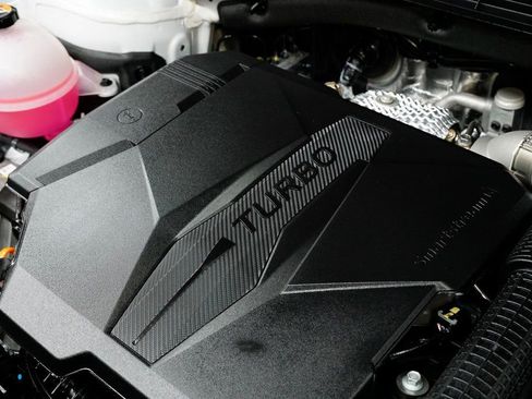 Used 2025 Hyundai Santa Fe XRT image 4