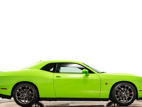 Used 2023 Dodge Challenger R/T Scat Pack w/ Plus Package image 2