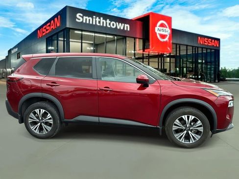 Certified 2022 Nissan Rogue SV image 6