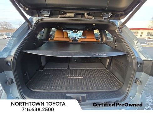 Used 2020 Toyota Highlander Limited Platinum image 11