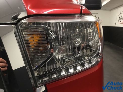 Used 2014 Toyota Tundra SR5 image 22