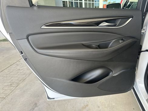 Used 2021 Buick Enclave Avenir w/ Avenir Technology Package image 30