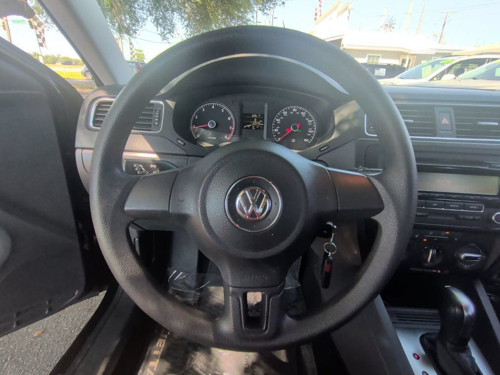 Used 2014 Volkswagen Jetta S FWD image 15