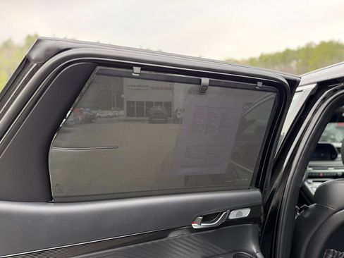 Used 2024 Hyundai Palisade Calligraphy image 15