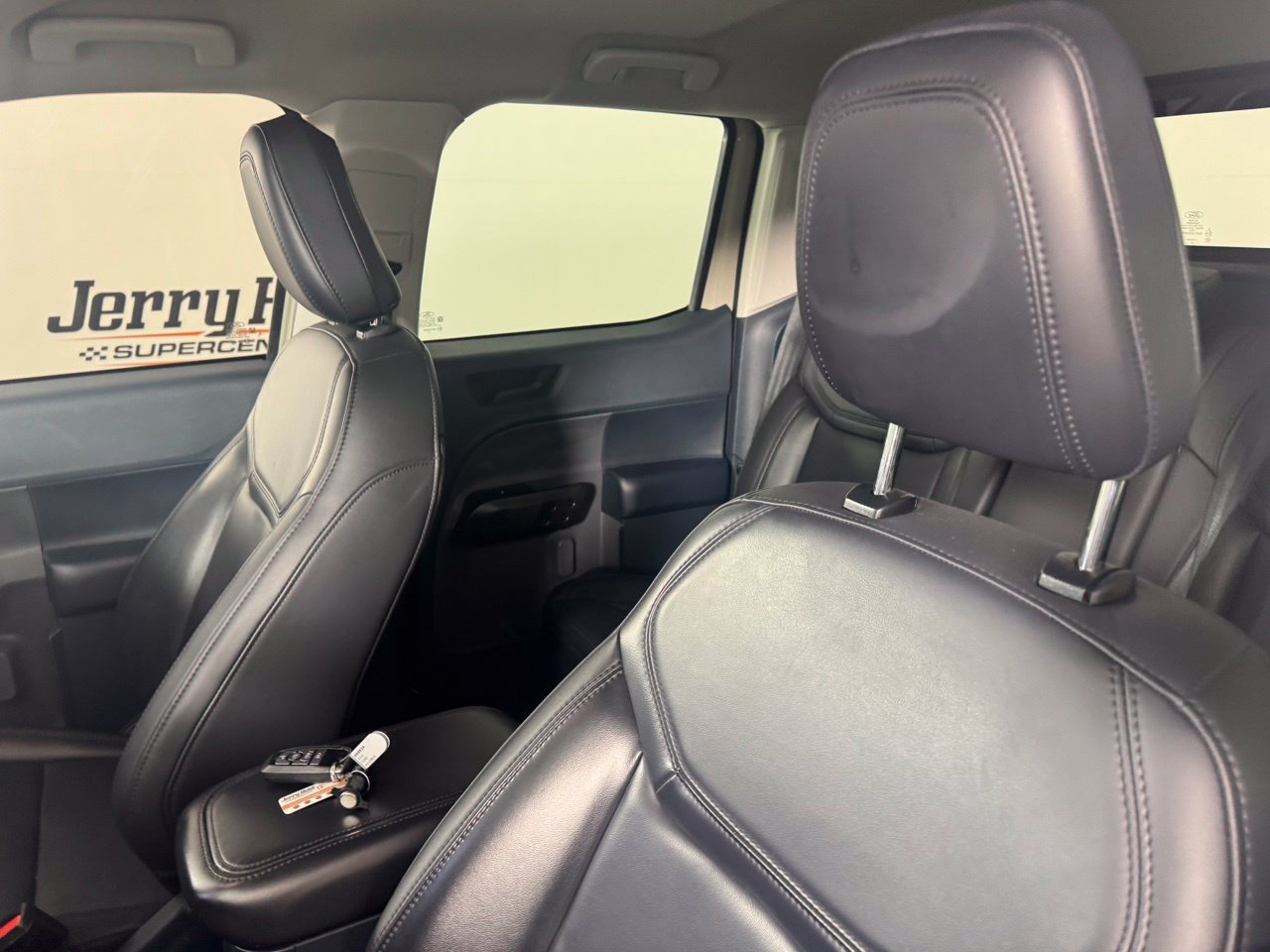Used 2024 Ford Maverick Lariat w/ Black Appearance Package FWD image 11