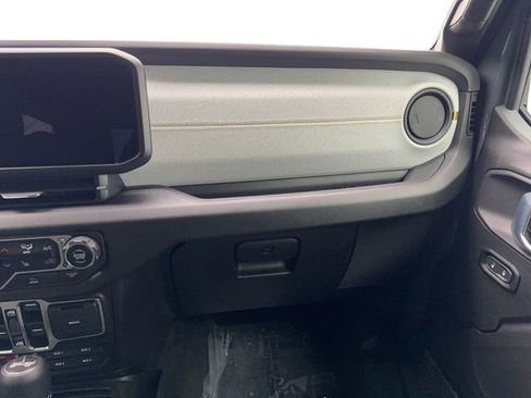 Used 2024 Jeep Wrangler Willys image 60