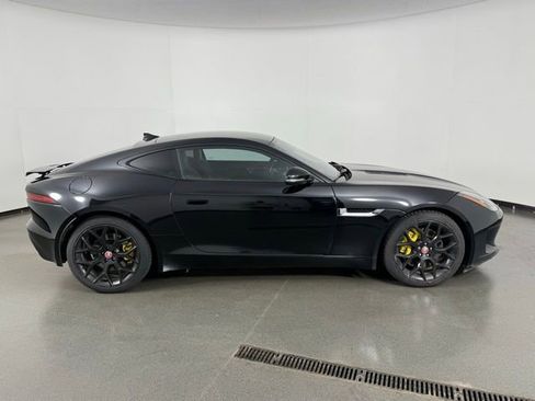 Used 2019 Jaguar F-TYPE Coupe image 5