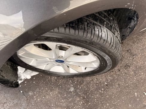 Used 2020 Ford Fusion SE image 37