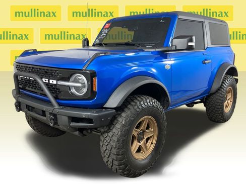 Used 2023 Ford Bronco Wildtrak image 15