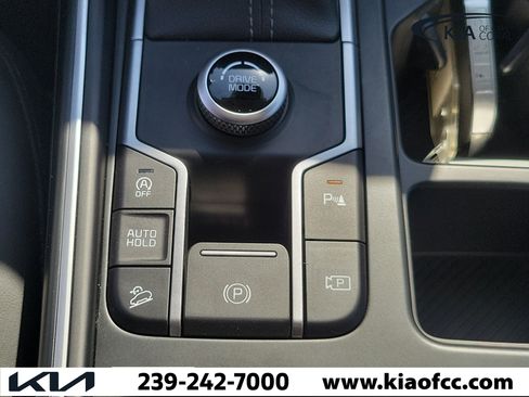 Certified 2024 Kia Sorento EX w/ Panoramic Sunroof Package FWD image 29