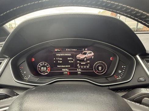 Used 2018 Audi SQ5 Premium Plus image 23