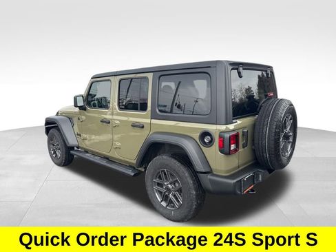 Used 2025 Jeep Wrangler Sport S image 3