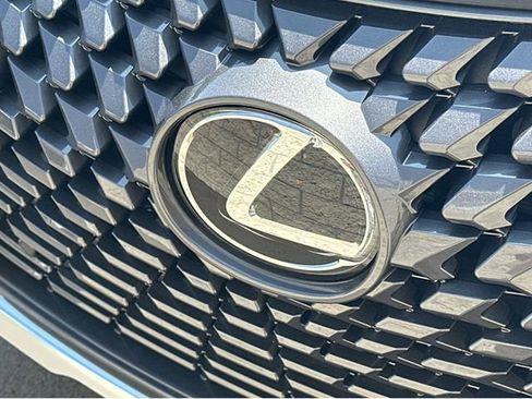 New 2026 Lexus UX 300h FWD image 40