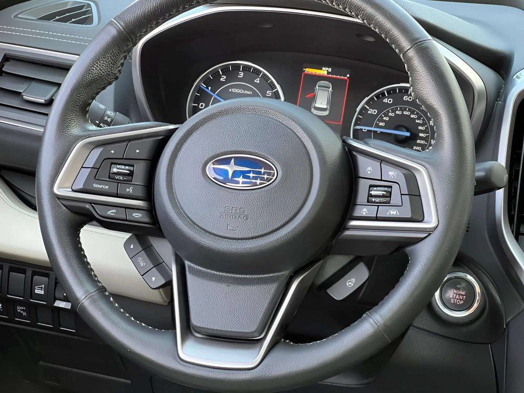 Used 2019 Subaru Ascent Limited AWD/4WD image 16
