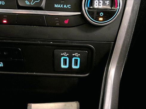 Certified 2022 Ford EcoSport SE image 31