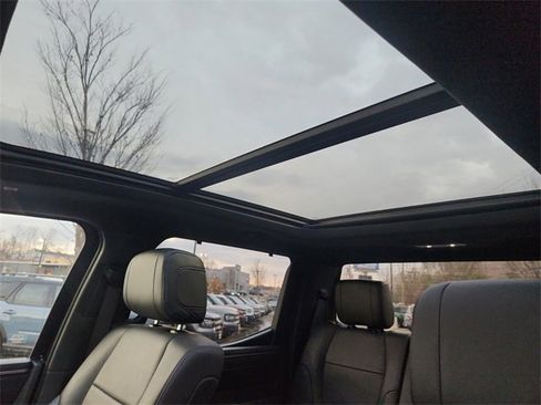 Used 2024 Toyota Tundra Platinum image 25