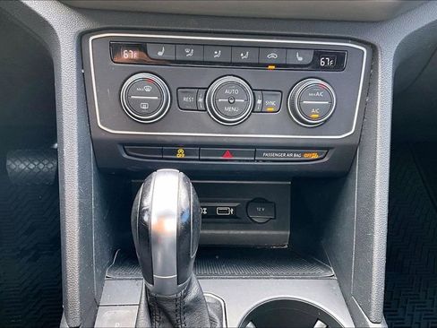 Used 2019 Volkswagen Atlas SE w/ Towing Package AWD/4WD image 24
