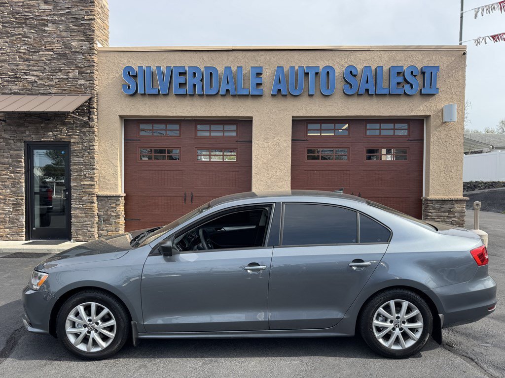 Used 2015 Volkswagen Jetta SE FWD image 1