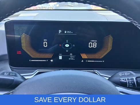 Used 2024 Kia Sorento S w/ Panoramic Sunroof Package FWD image 11