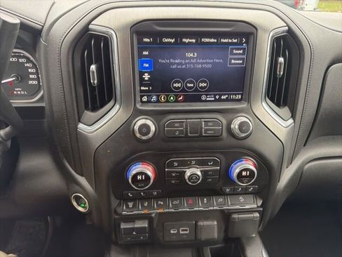 Used 2022 GMC Sierra 2500 Denali w/ Denali Ultimate Package AWD/4WD image 19